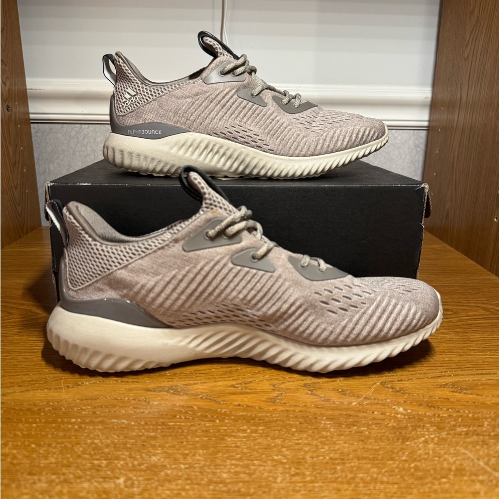 Adidas Alphabounce